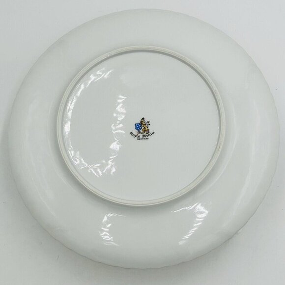 Royal Tettau White with Silver Trim / Ring 10.75" Dinner Plate Scalloped Vintage - Picture 6 of 7